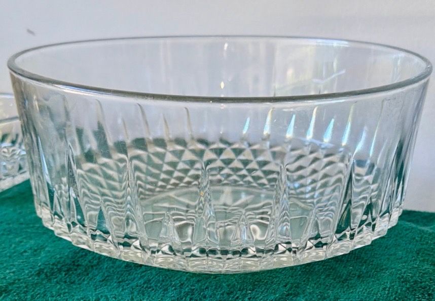 Glass Serving Bowl Set- Arcoroc France-8 Piece Set-Used - photo 5