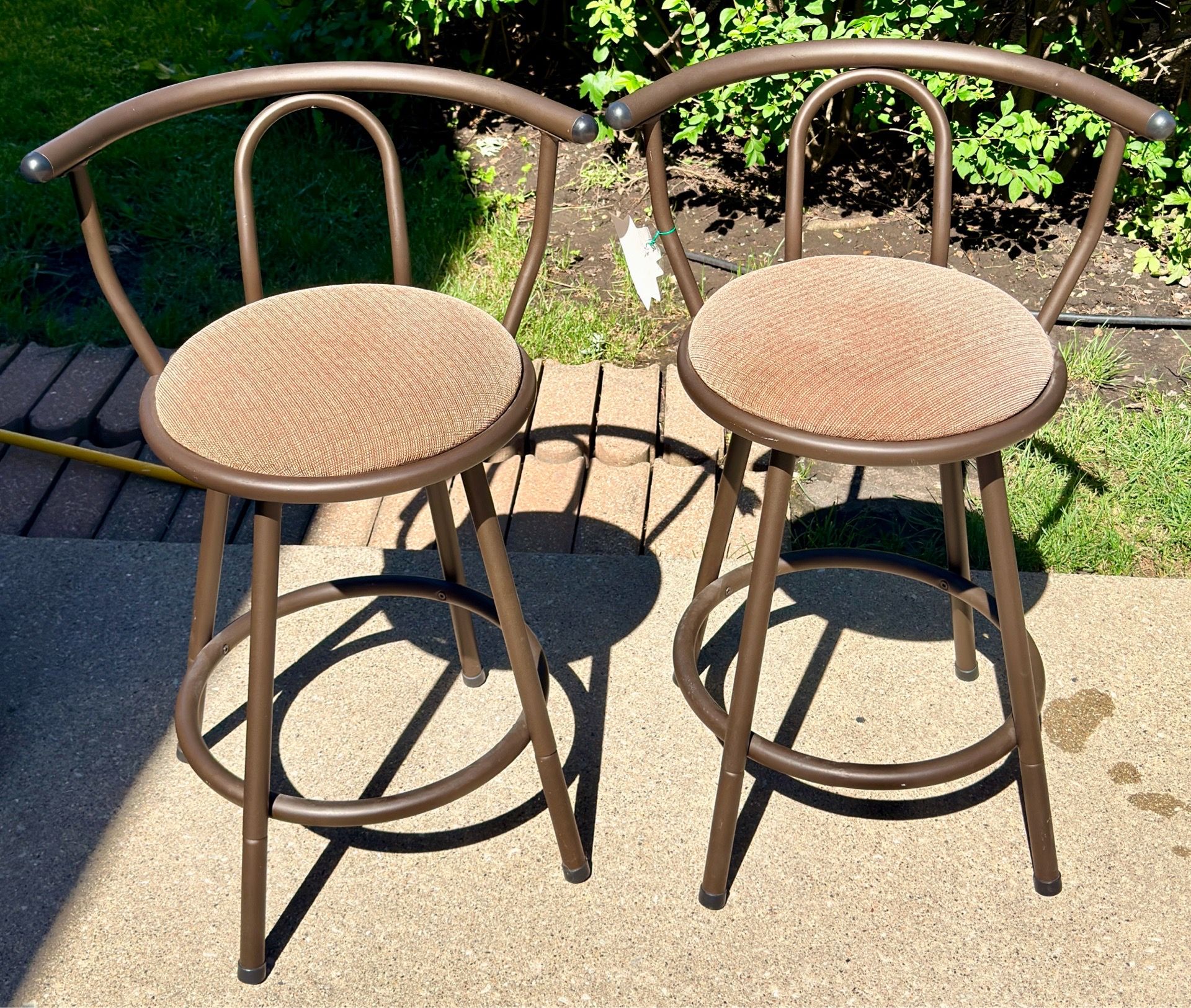 Metal Swivel Stools Set of 2 - Vintage Design