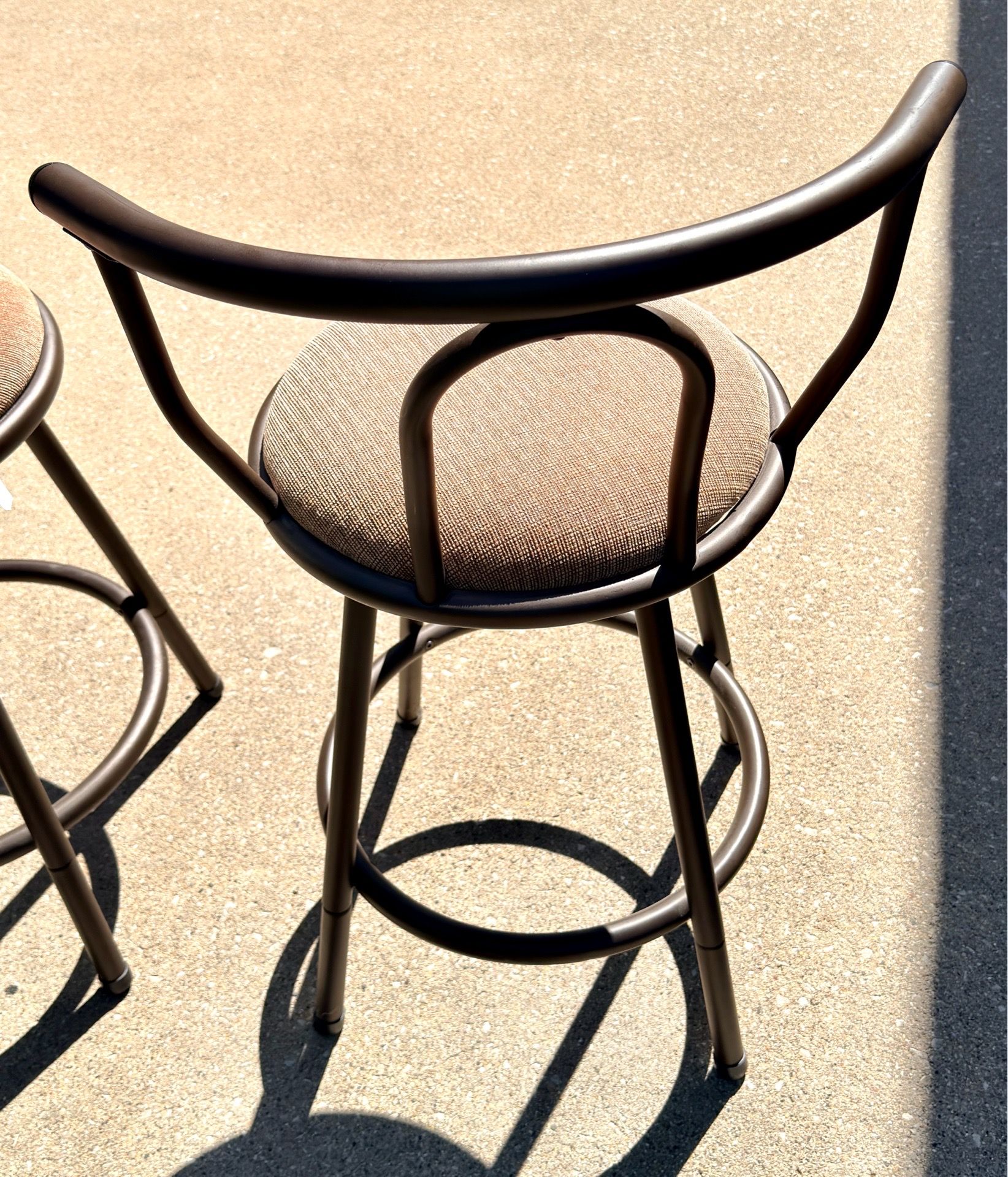 Metal Swivel Stools Set of 2 - Vintage Design - photo 4