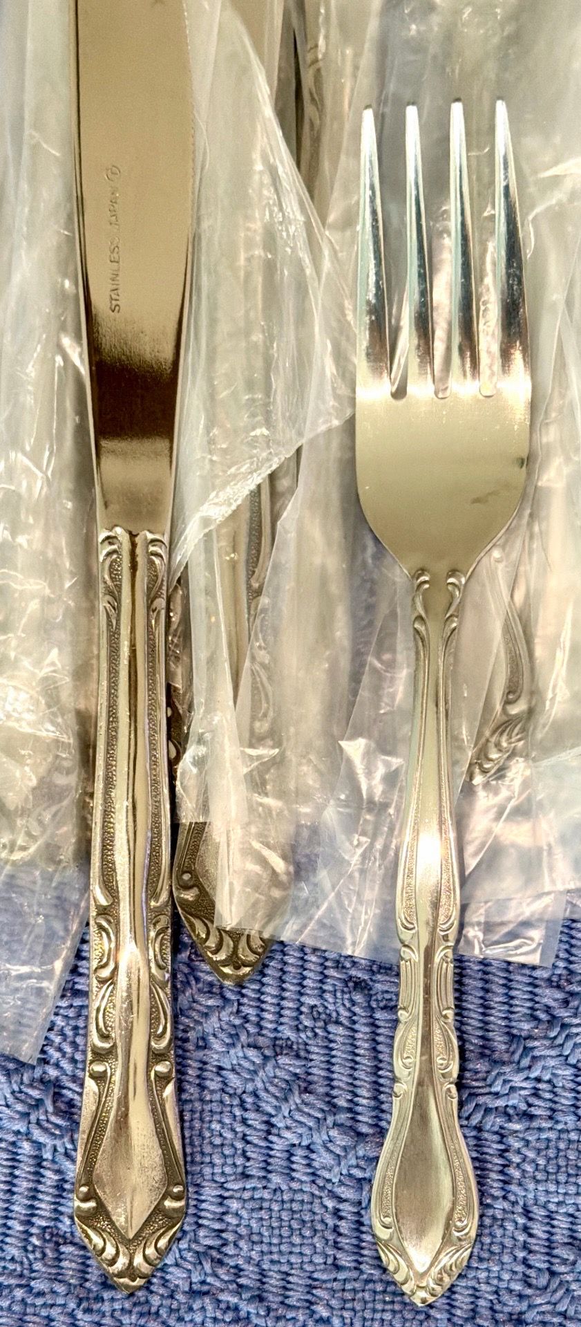 Stanley Roberts Rogers Co Auberge Scroll 53 Piece Flatware - photo 3
