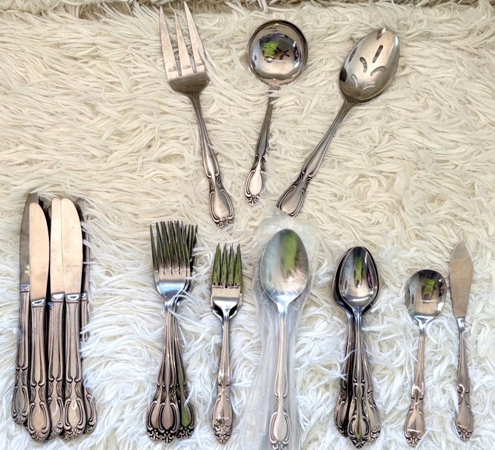 Stainless Steel Flatware Set - 51 Piece Set - Vintage