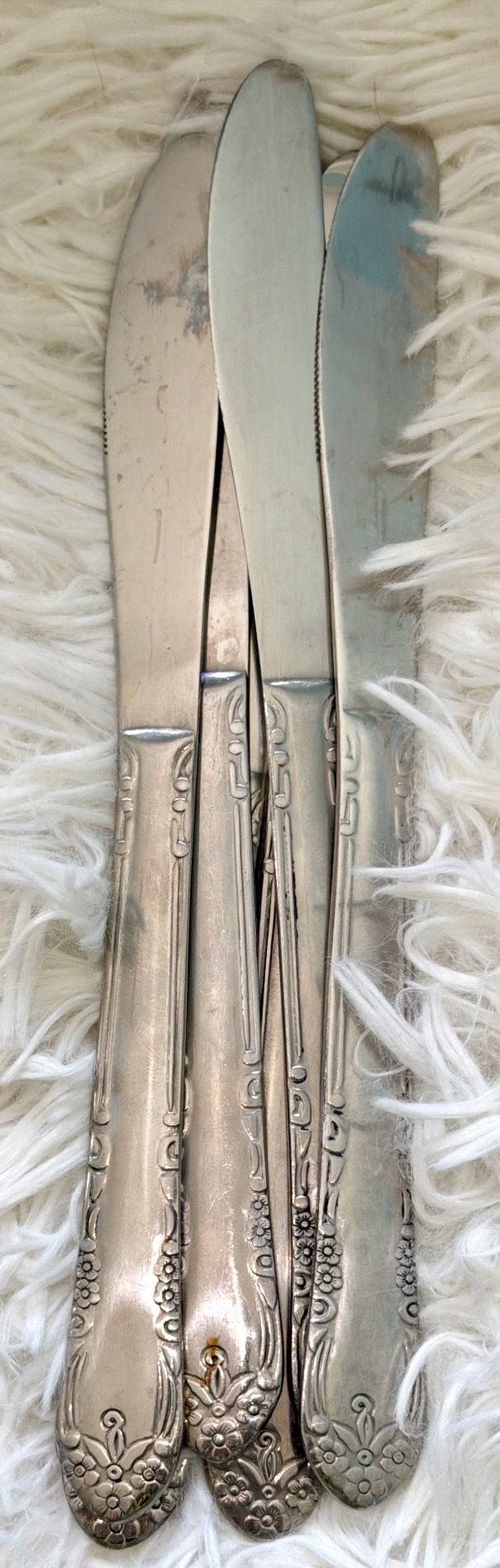 Gibson Stainless Steel Flatware-Vintage Set of 31. Preowned. - photo 4
