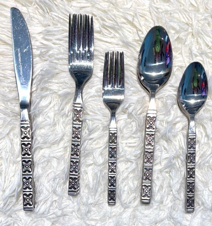 EKCO Eterna Montalo 25 Piece Stainless Steel Flatware Set