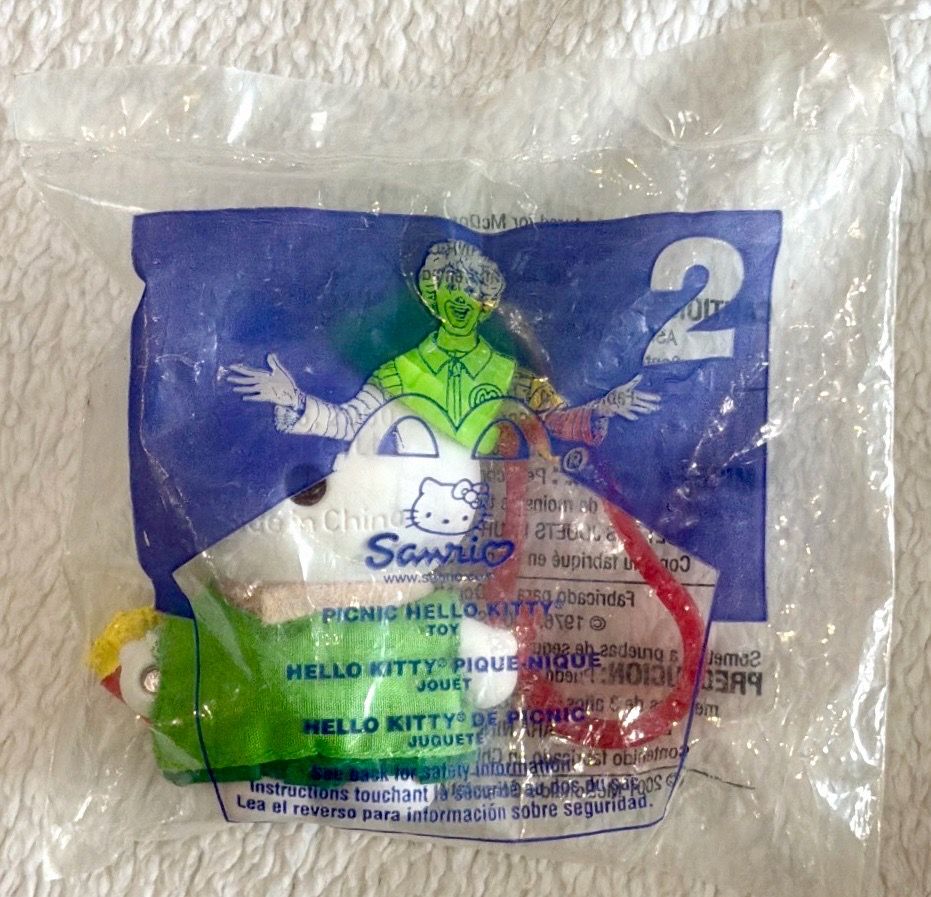 McDonald’s Happy Meal Plush Toys: 1998 Kovu & 2001 Hello Kitty - photo 4