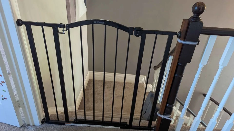 Infant baby safety gate - photo 2