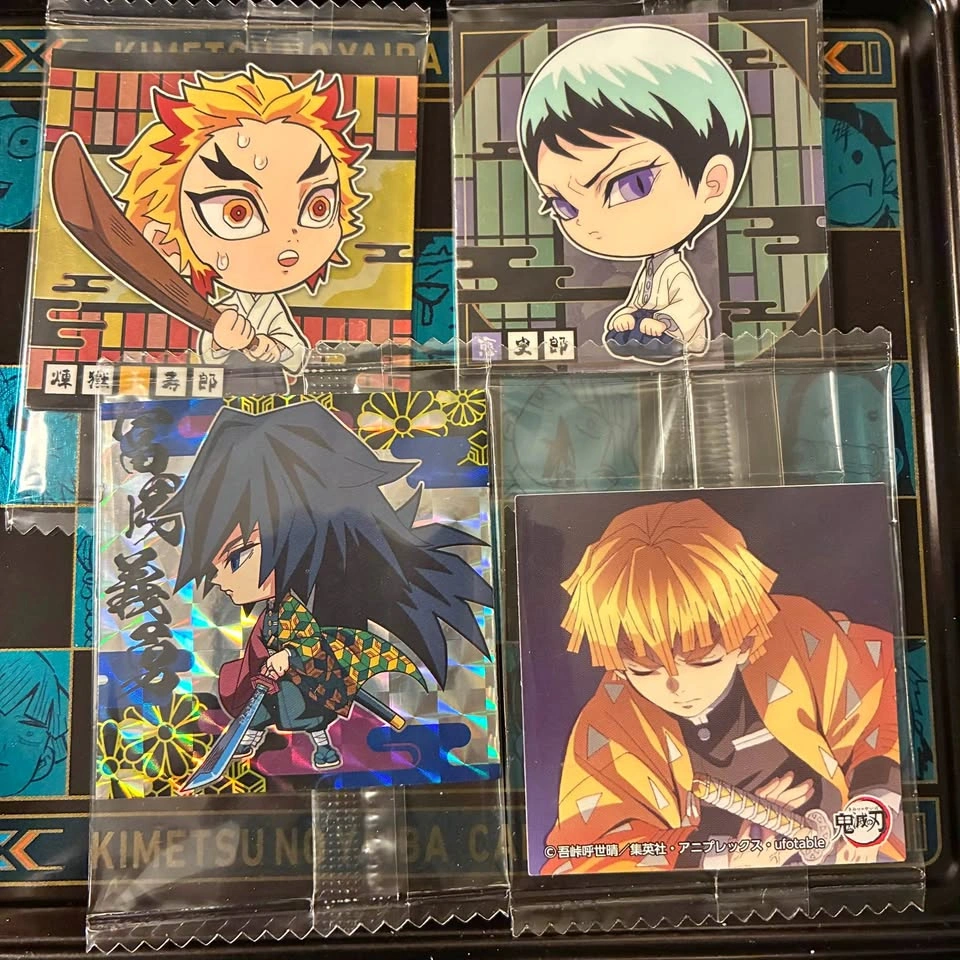 ⚽️ Demon Slayer - 1x sealed sticker!