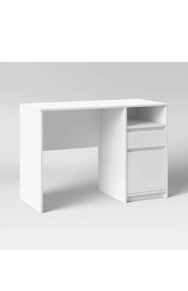 Target desk used 8 months - photo 3