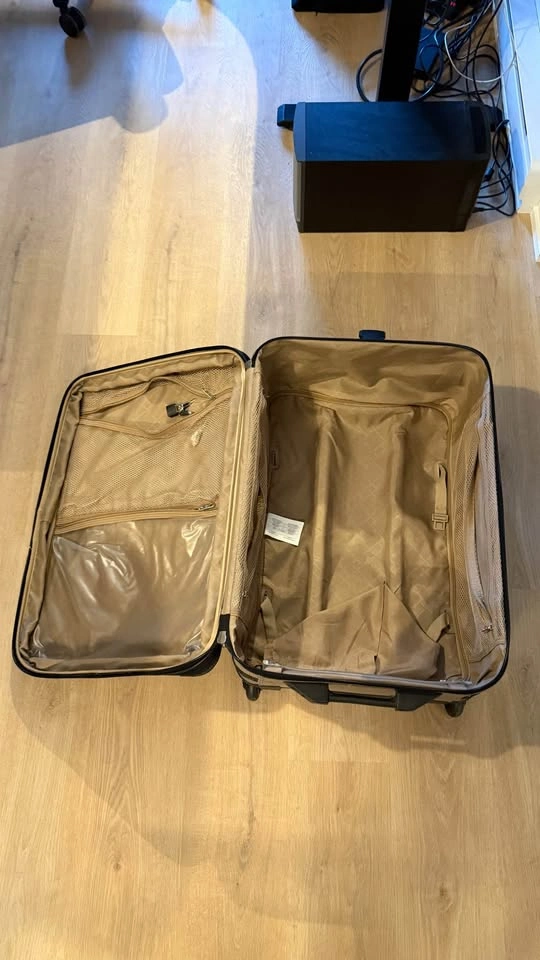 Samsonite Rolling Suitcase ⚽ - photo 3