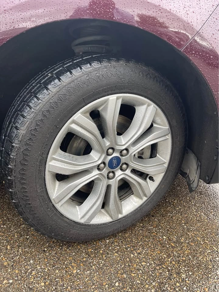 2020 Ford Edge - photo 3