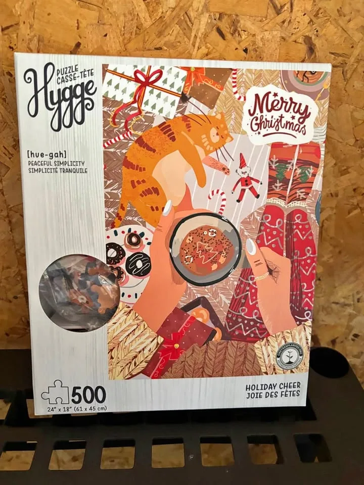 Karmin International Candle Holiday Cheer Jigsaw Puzzle
