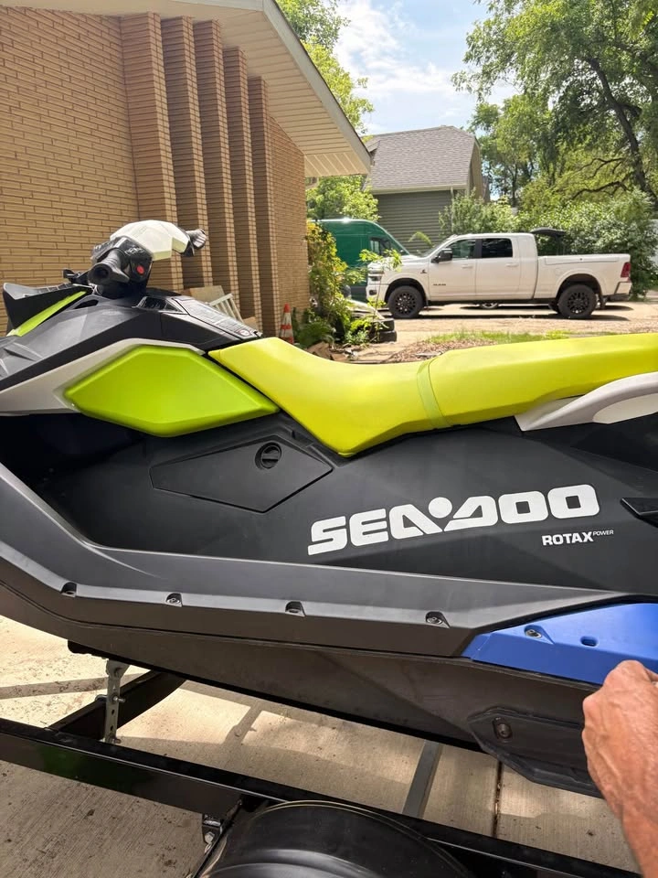 2021 Sea-Doo Spark 3-Up - photo 4