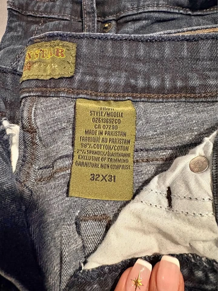 Columbia, O'Neill, Perry Ellis, and Urban Star Men's Clothing Bu