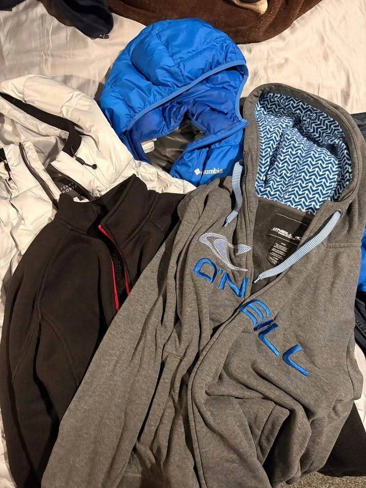 Columbia, O'Neill, Perry Ellis, and Urban Star Men's Clothing Bu - photo 4