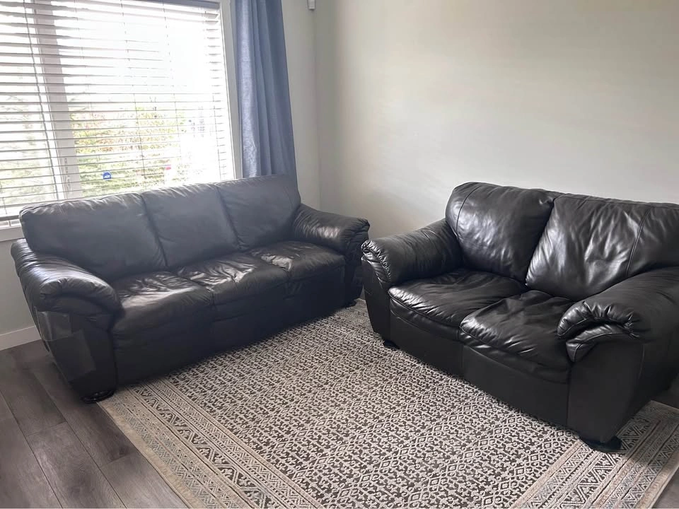 Leather Sofa & Loveseat Set – Comfortable & Stylish - photo 3