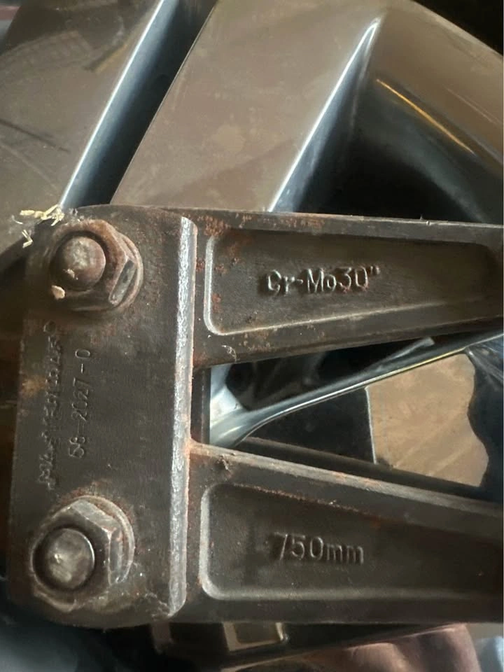 Mastercraft Maximum 30" (750mm) Heavy-Duty Bolt Cutter - photo 2
