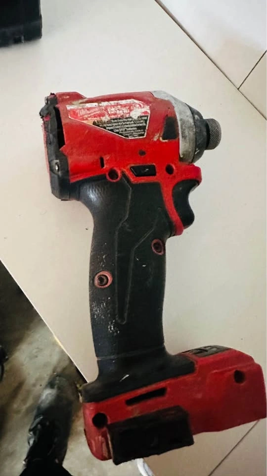 Milwaukee M18 FUEL Cordless Impact Driver (Tool Only) - photo 2