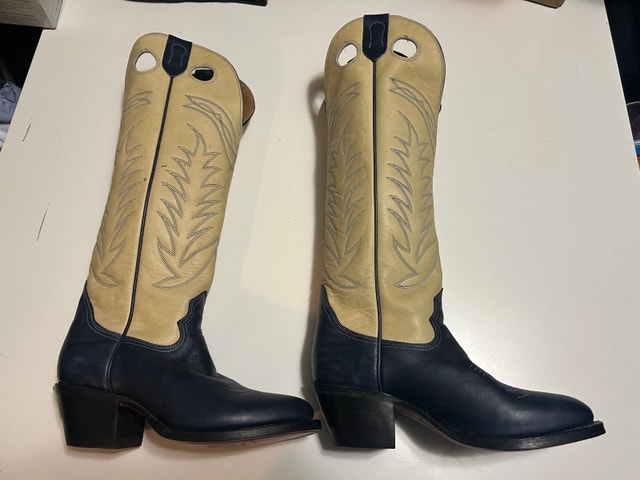 Brand New 2-Tone Alberta Boots Stanpede Women’s Cowboy Boots