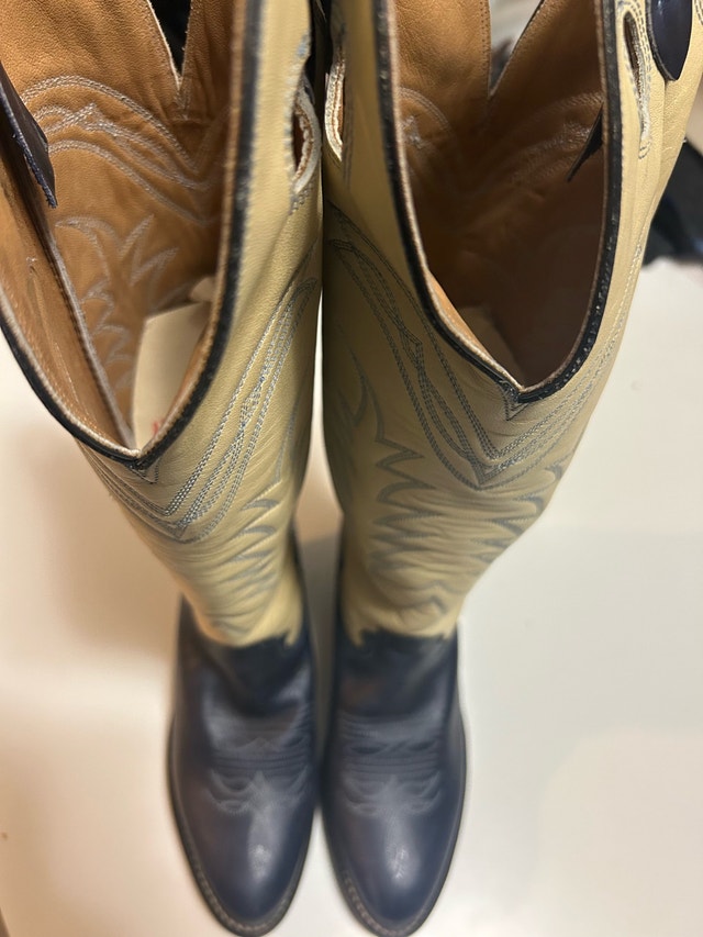 Brand New 2-Tone Alberta Boots Stanpede Women’s Cowboy Boots - photo 3