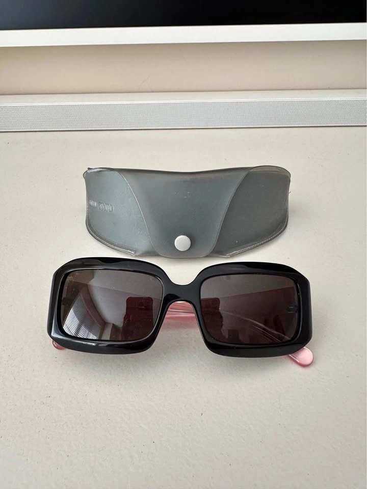 Miu Miu Vintage Sunglasses 2000’s