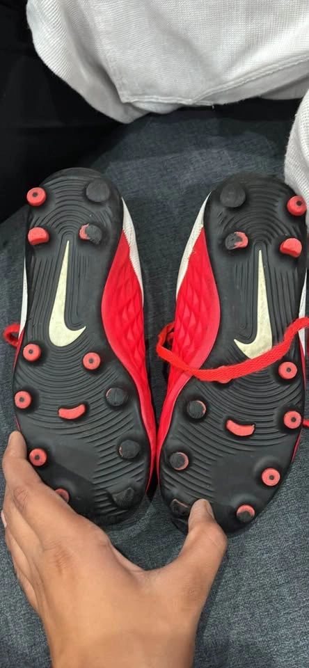 Nike Tiempo Legend 8 Soccer Cleats size 1 USA - photo 2