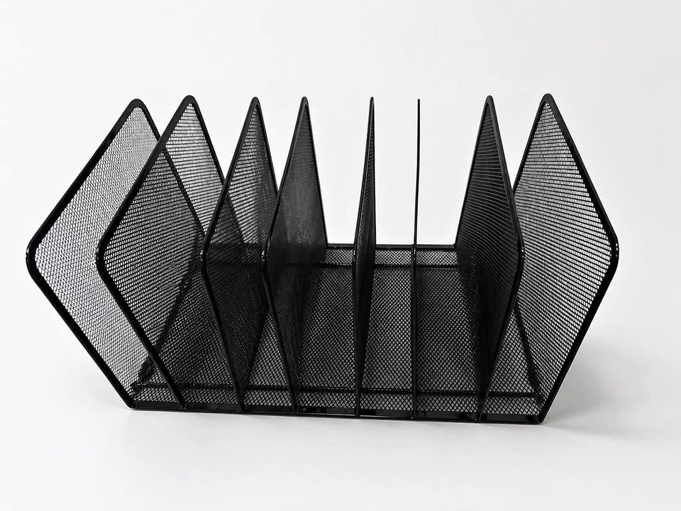 Black metal mesh super sorter