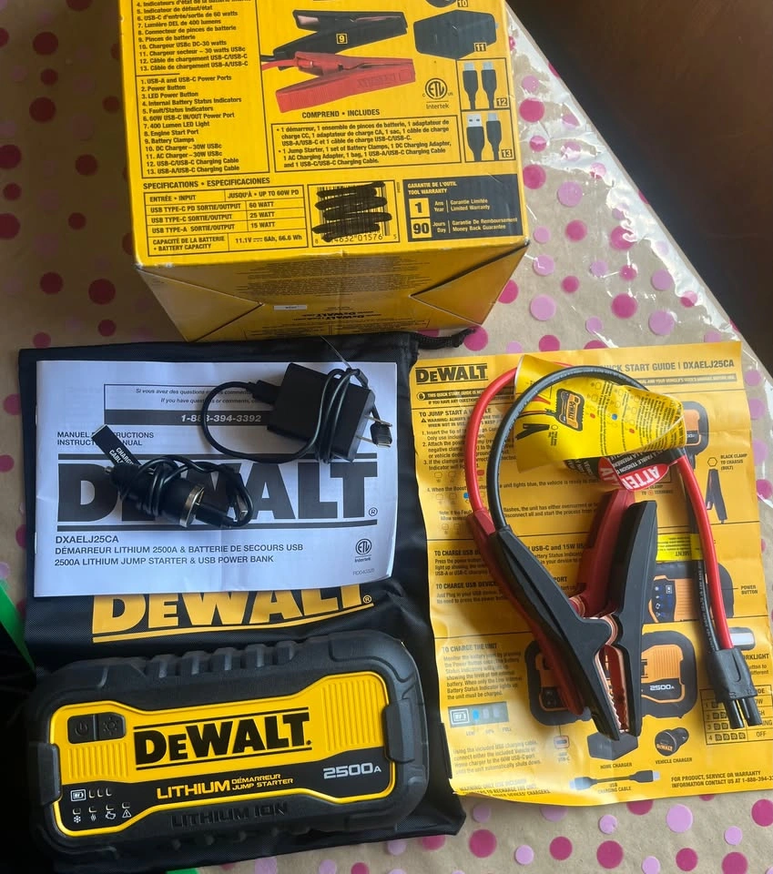 DeWalt 2500A Jump Starter – High Capacity Lithium Booster Pack - photo 2