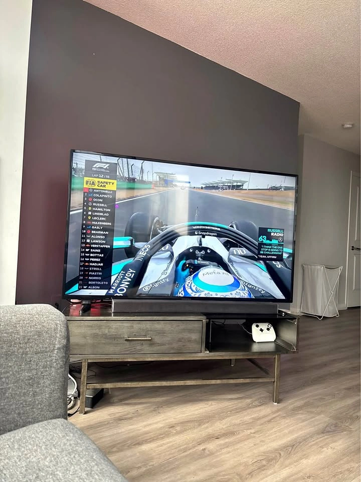 [Moving Sale] Insignia 58” UDHR HDR LCD -Fire TV Edition