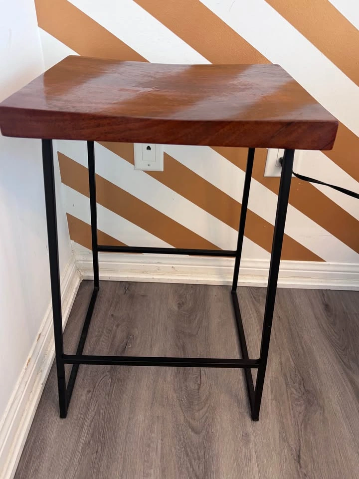 High Stool x 3 - photo 3