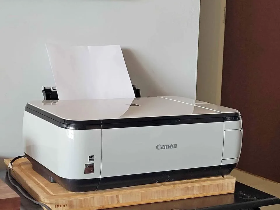 Canon Pixma MP490 Printer, Scanner - Just need ink! thumbnail