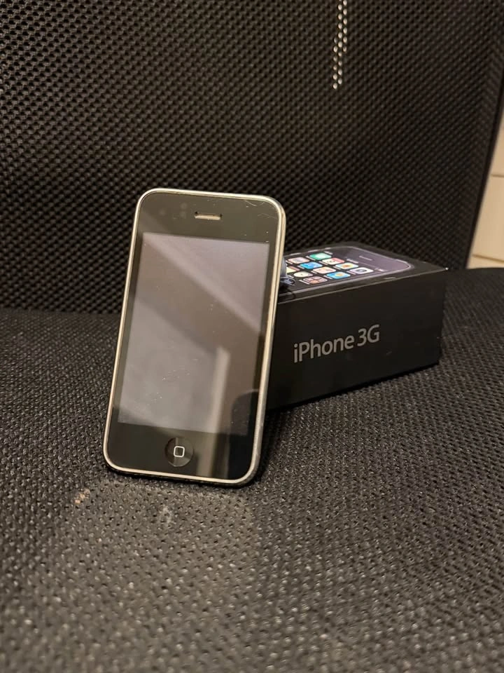 iPhone 3G Black 16 GB - photo 2