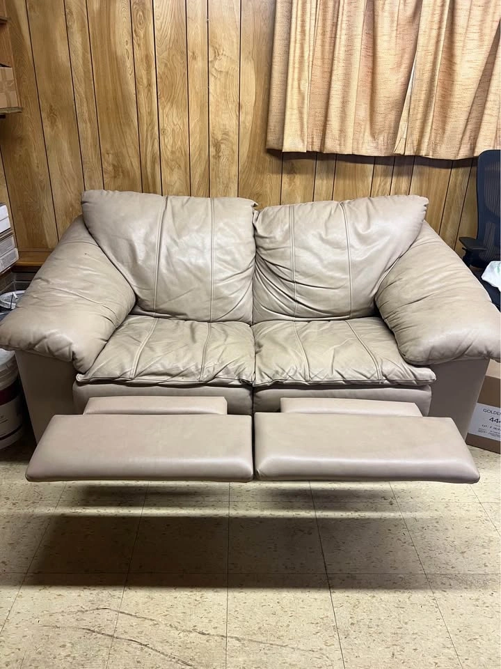 beige leather reclining sofa - photo 2