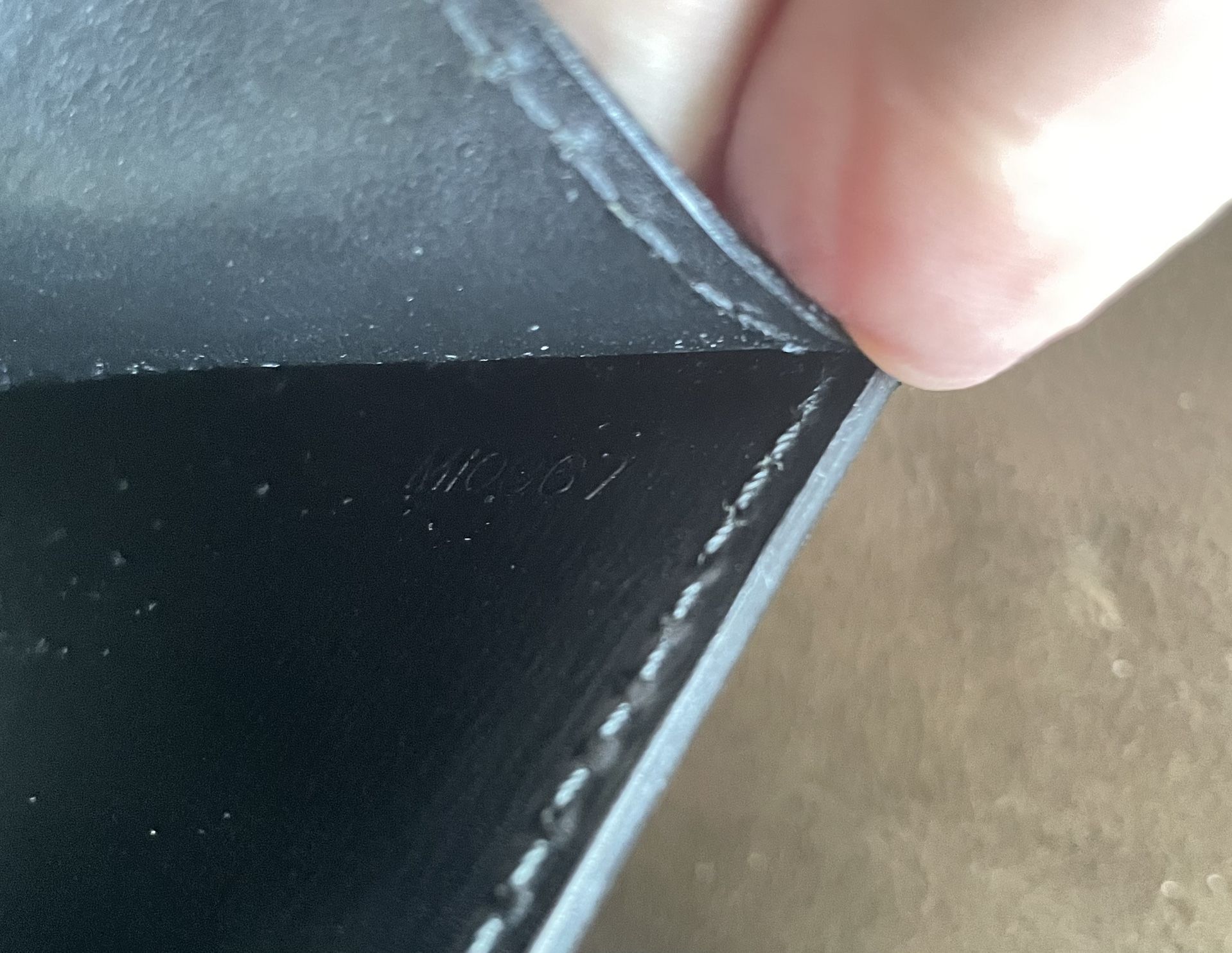 Vintage Authentic Louis Vuitton Malesherbes Epi BLACK handbag - photo 5