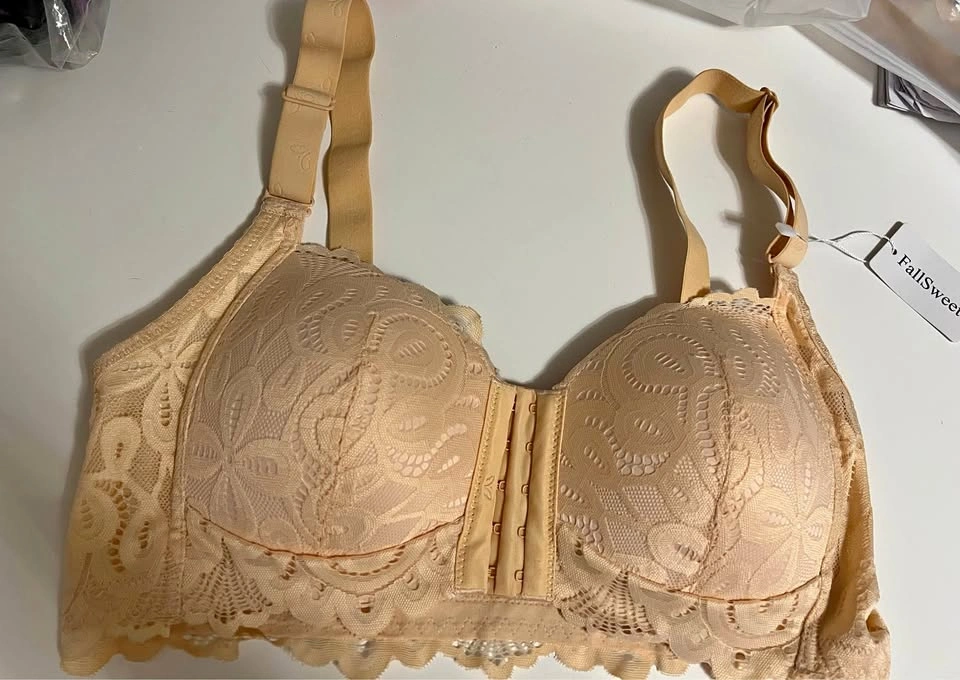⚽ Brand new Bra- Size 38
