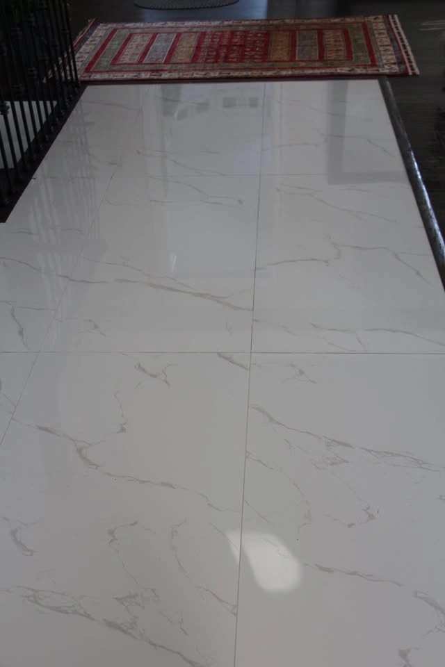 White tiles with grey veins, 2 shades - photo 4