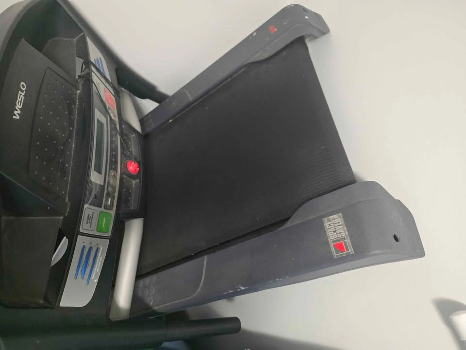 Weslo Cadence R 5.2 Treadmill - photo 2