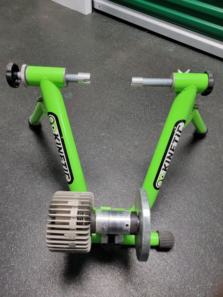 Kinetic Bike Trainer - photo 2