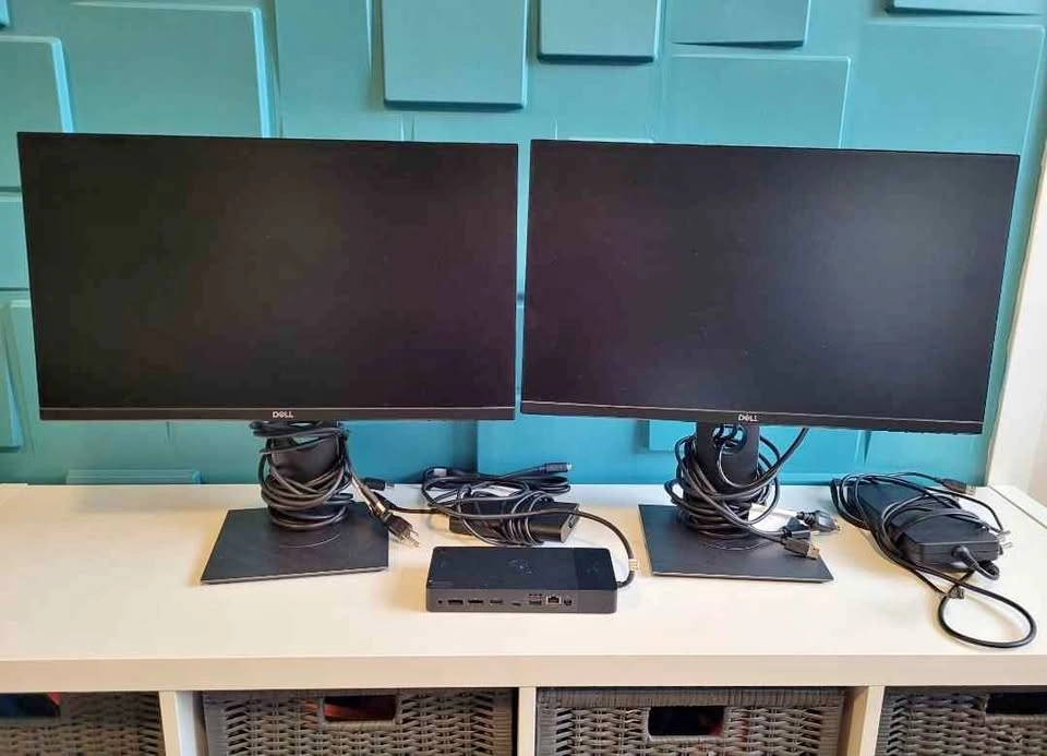 Dell Computer Monitors