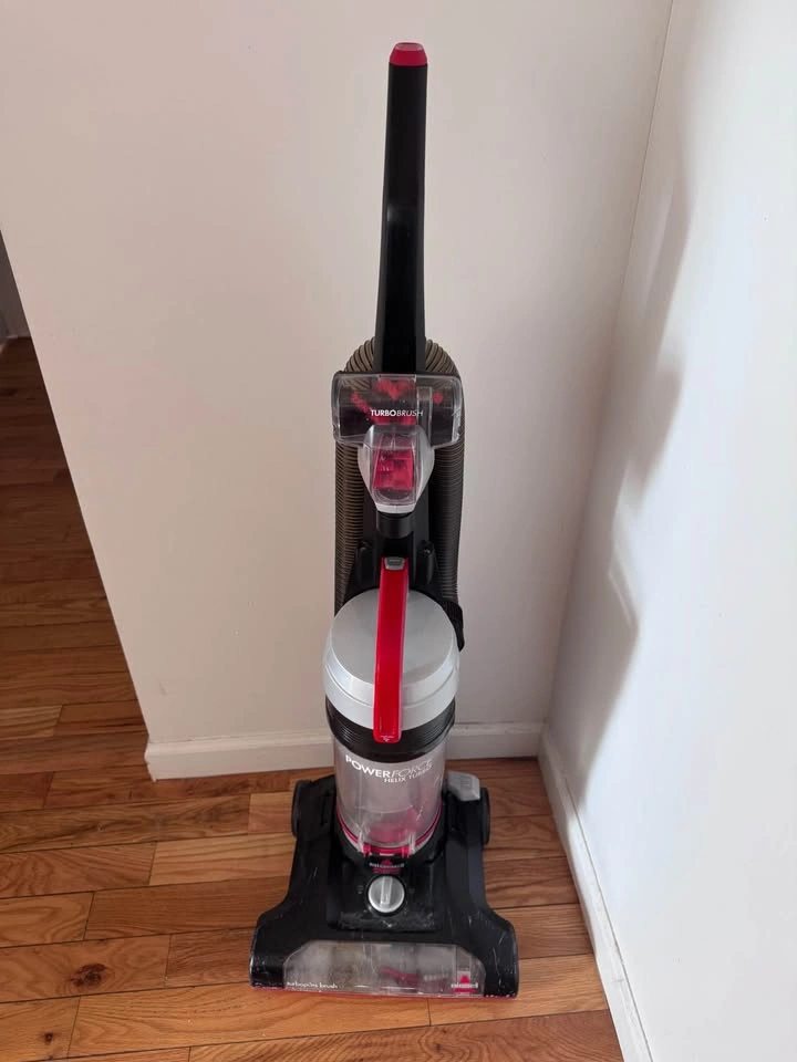 Bissell PowerForce Helix Turbo Vacuum - photo 2