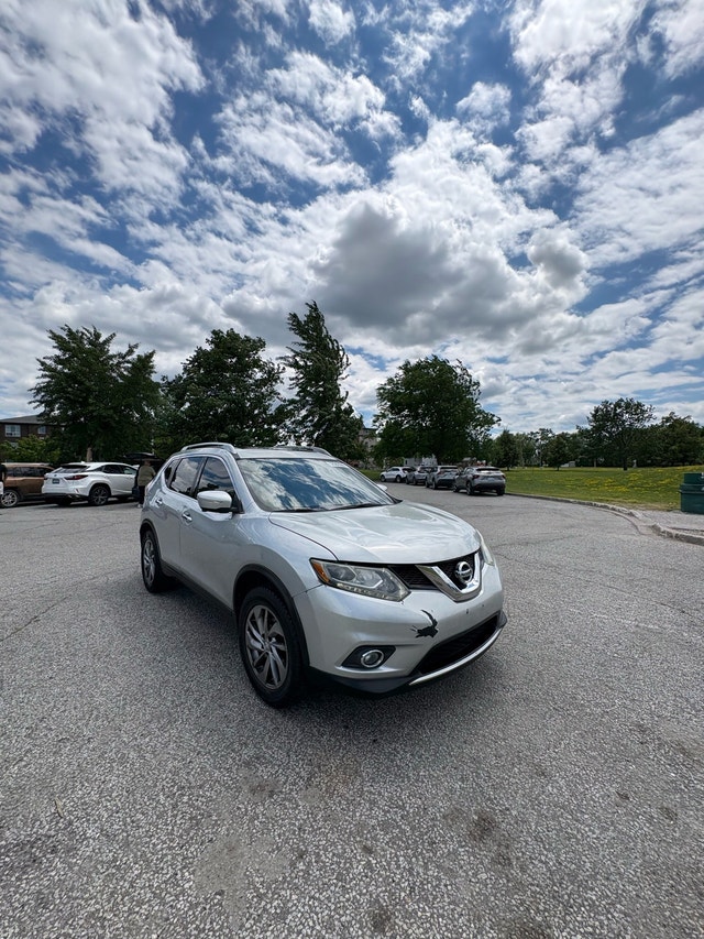 2015 Nissan Rogue AWD – AS IS - photo 4