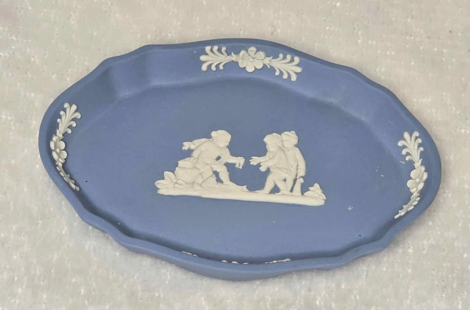 Wedgwood Blue Jasperware Oval Trinket Dish - photo 2