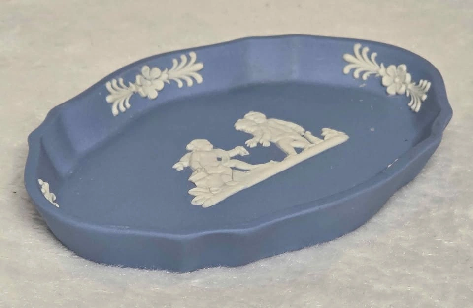 Wedgwood Blue Jasperware Oval Trinket Dish - photo 3