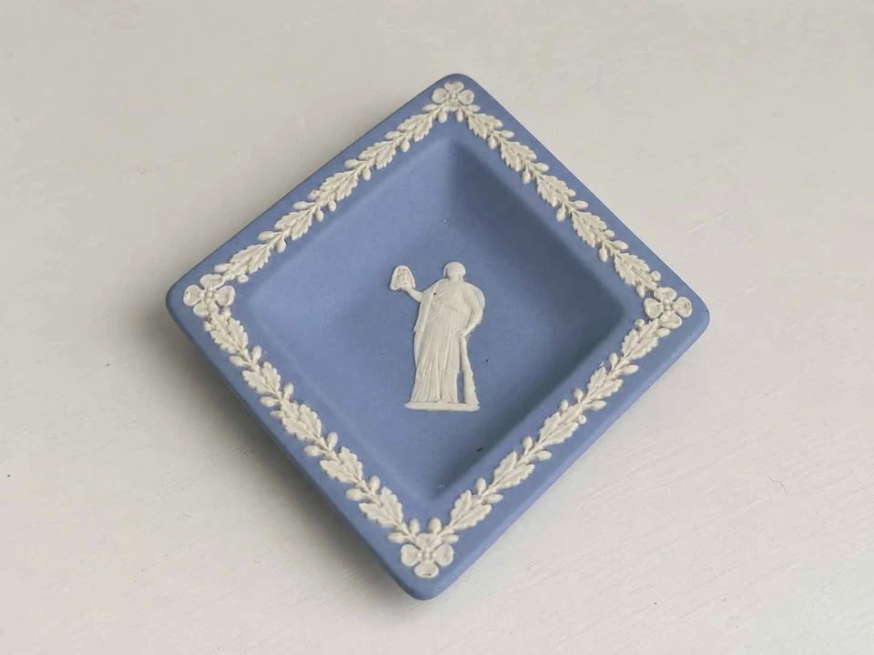 Wedgwood Blue Jasperware Trinket Dish - photo 2