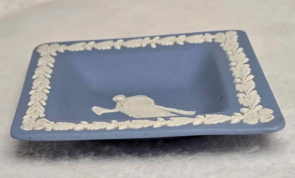 Wedgwood Blue Jasperware Trinket Dish - photo 4