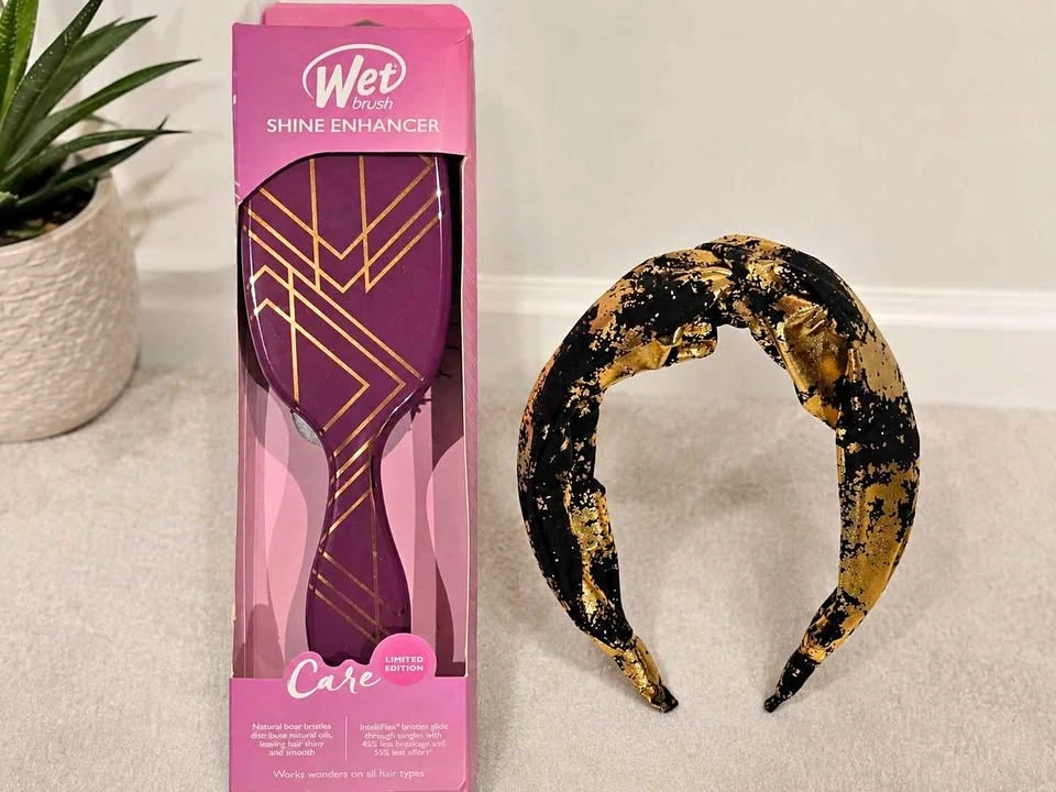 Wet Brush Shine Enhancer & Gold Headband $12 Firm