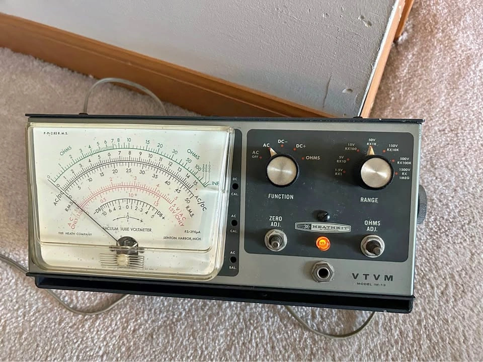 HEATHKIT IM-13 VTVM VACUUM TUBE VOLTMETER