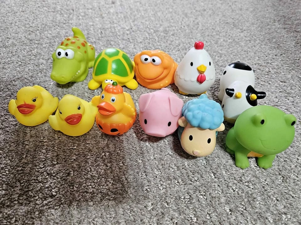 11 Piece Rubber Animal Bath Toy Set🏈