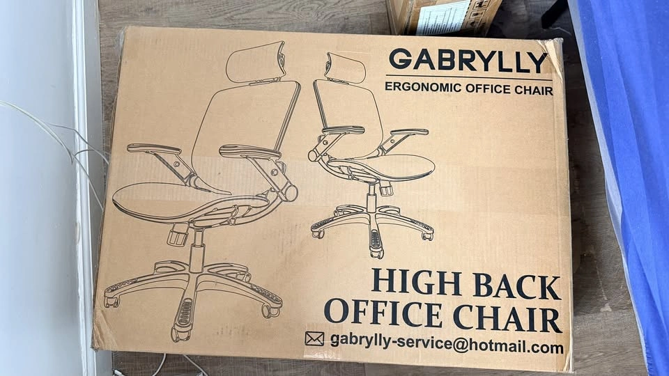 New in Box: Ergonomic Office Chair (White/Woodgrain) - photo 2