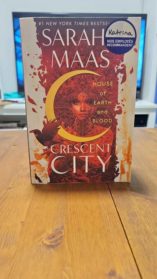 Crescent City by Sarah J Maas