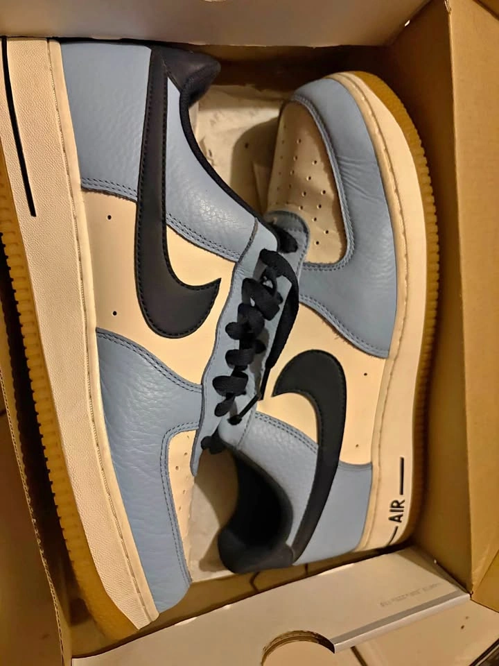 Air Force one light blue