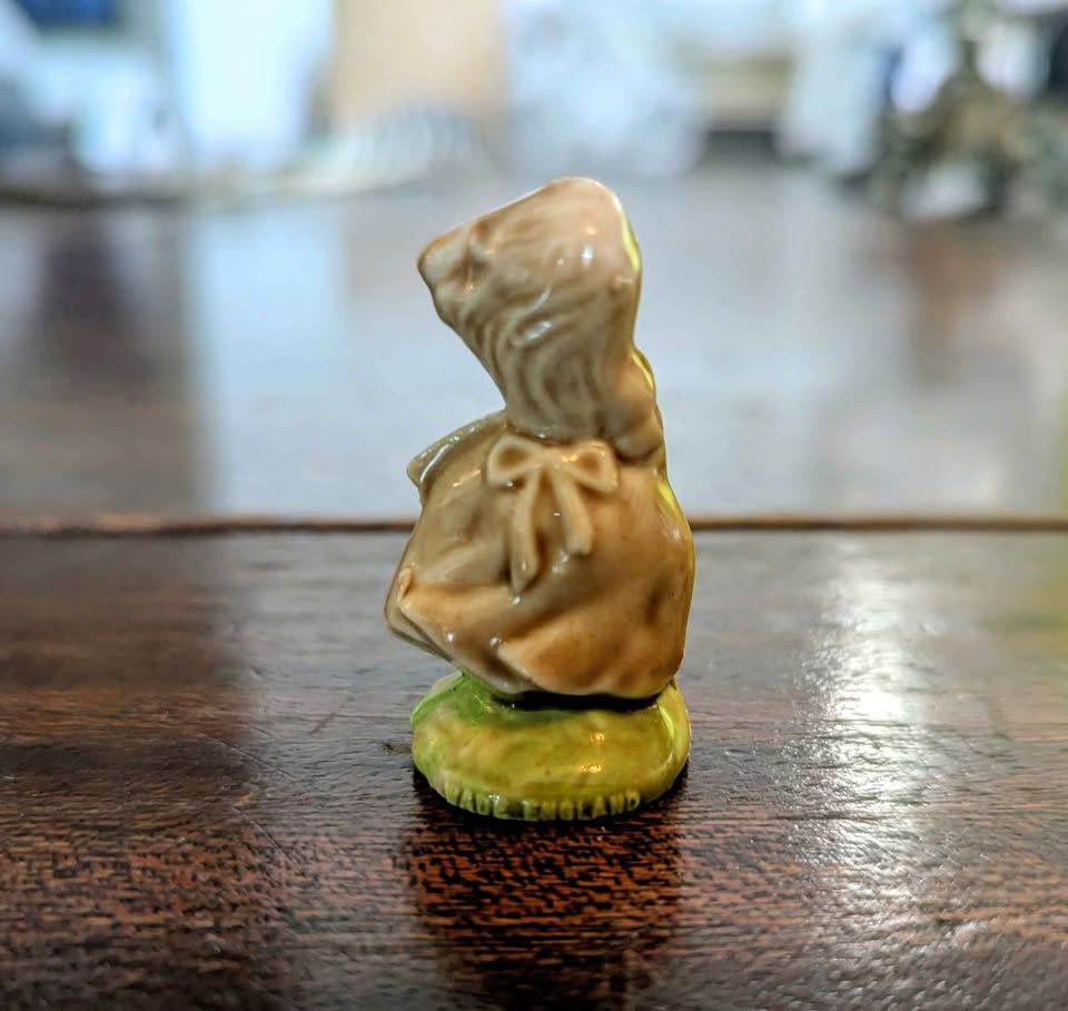 Vintage Wade Whimsies England - Little Bo Peep - photo 2